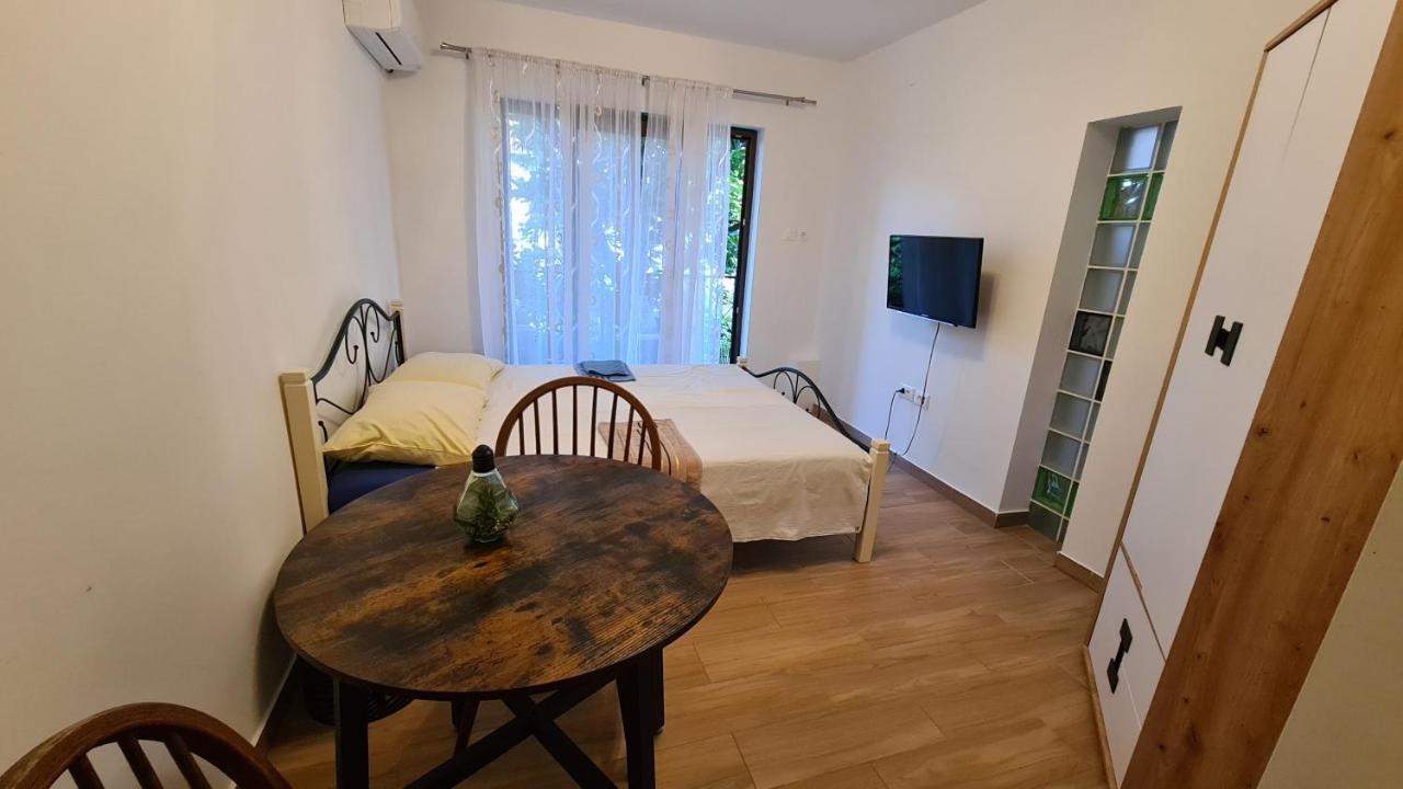 Mila Holiday Apartments Porec Ngoại thất bức ảnh